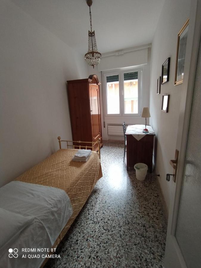 Casa Gialla เวนิส ภายนอก รูปภาพ
