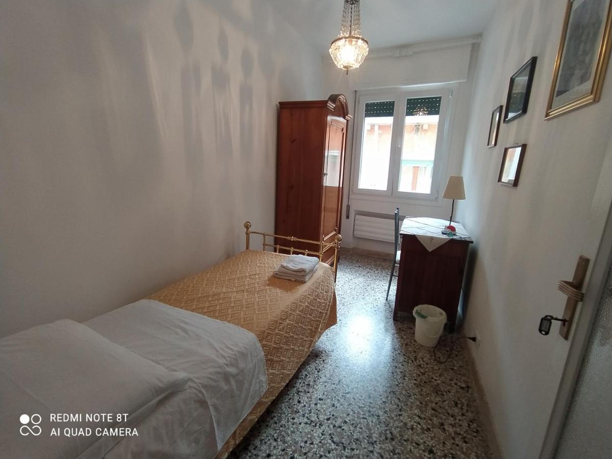 Casa Gialla เวนิส ภายนอก รูปภาพ